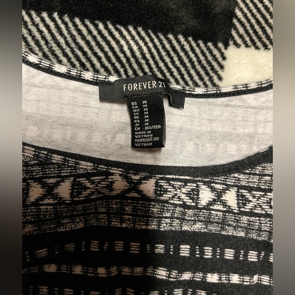 Forever 21 crop top - Picture 4 of 4